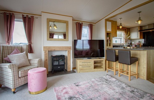 Flookburgh Cabina | Daisys Haven - a holiday Caravan that sleeps 4 guests in 2 bedrooms