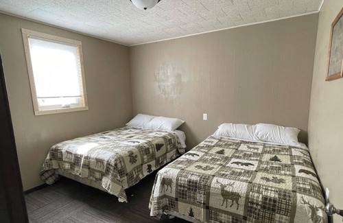 Faulkton Cabina | Dakota Landing Cabins & Motel: #10-Cozy, newly remodeled cabin