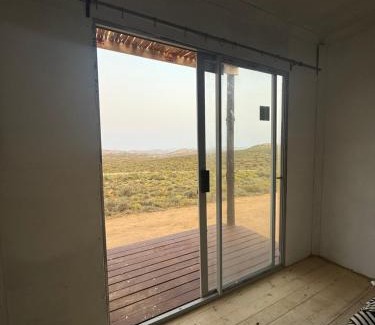 Nama Khoi Otro | Dakotas cabin