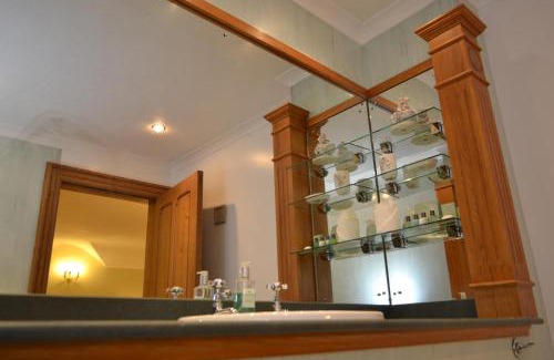 Thirlmere Hotel | Dale Head Hall Lakeside Hotel