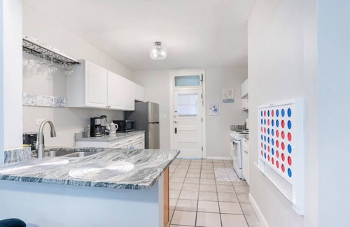 Ducktown Apartamento | Dalia Flat - Sleeps 10 - 10 minutes to Downtown