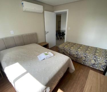 Sao Francisco Apartamento | Dallas apartamentos na Via Gastronômica-Estacionamento-Amplos e equipados-Wifi