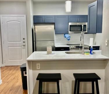 Far North Dallas Apartamento | Dallas Modern Apt
