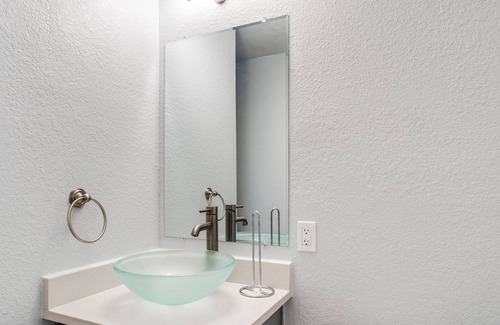 Oak Cliff Casa | Dallas Nursing/Executive Relocation Temp Housing