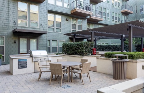Northeast Dallas Apartamento | Dallas Trendy 1BD 1BA Apartment