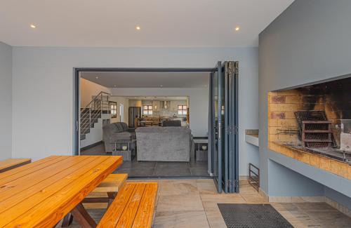 Calypso Beach Casa | Dalton's Langebaan