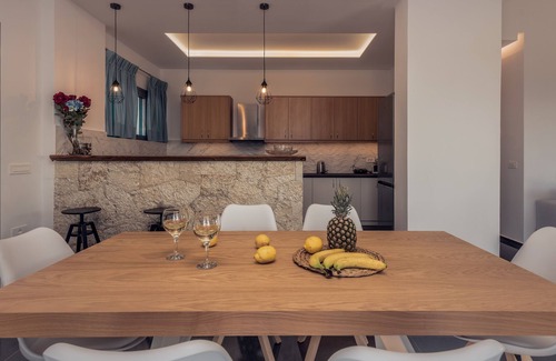 Korithi Villa | Villa DaLuz, villa faro con piscina privada y vistas al mar