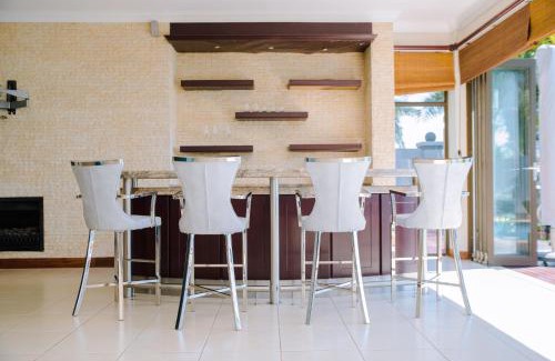 Hartbeespoort Casa | Dam View HOUSE