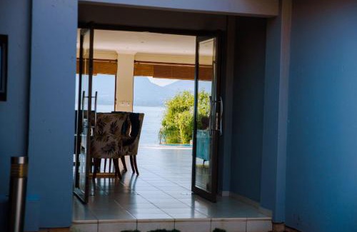 Hartbeespoort Casa | Dam View HOUSE