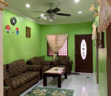 Gambang Casa | Damai Guest House Malay Only