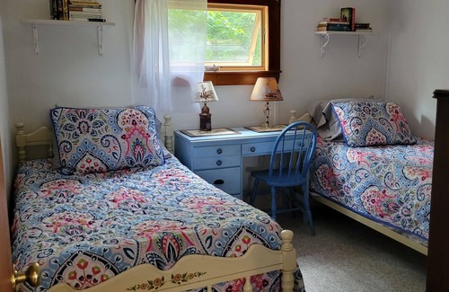 Jefferson Cabina | Damariscotta Lake Camp - Jefferson, Maine