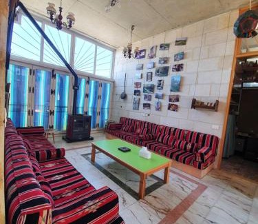 Zouk Mosbeh Casa | Damask Rose, Lebanese Guest House