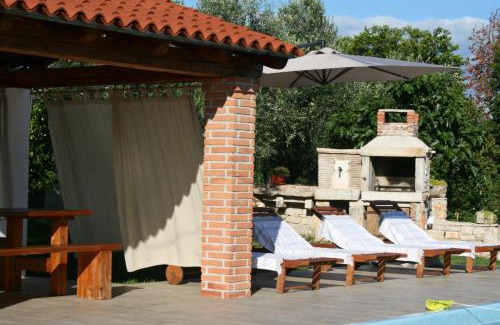 Brtonigla Casa | DAMJANIĆ HOLIDAY HOUSE