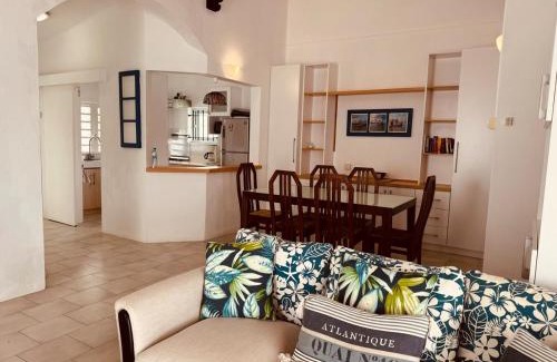 Trou d'Eau Douce Apartamento | Dan Beach Apartment