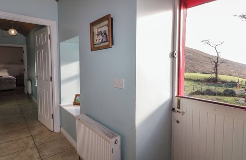 Newry Cabaña | Dan White's Cottage
