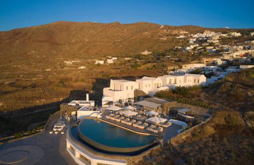Finikia Hotel | Danae Suites Santorini
