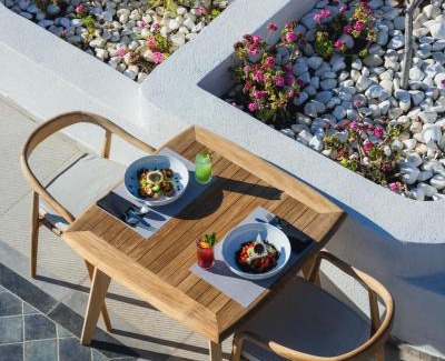 Finikia Hotel | Danae Suites Santorini