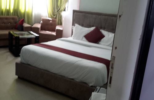 Piazza Hotel | Danakil Hotel