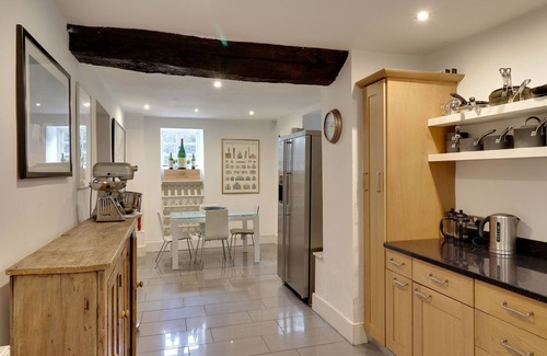 Lydney Cabaña | Danby Lodge - 6 bed luxury house in the Forest of Dean