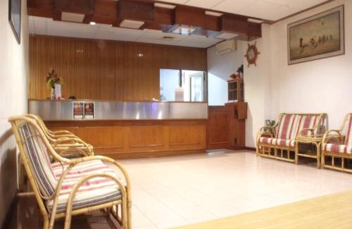 Sandakan Apartamento | Dancenter Hotel O Ramai