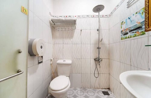 Ho Chi Minh City Hotel | Dancentre District Eva Hotel