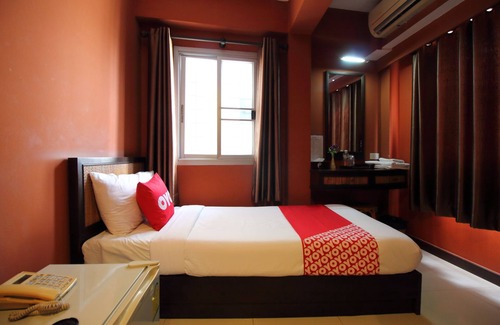 Talat Yot Hotel | Dancentre Pannee Lodge Khaosan SHA Plus