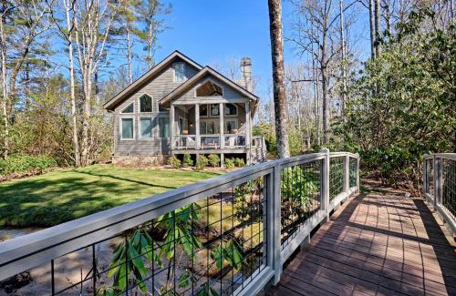 Highlands Casa | Dancing Bear Walk to Town