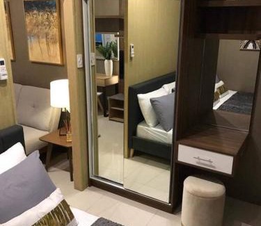 Bagong Pag-asa Apartamento | Dandelion 1 Bedroom with balcony
