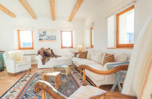 Podjelje Casa | Dandelion House