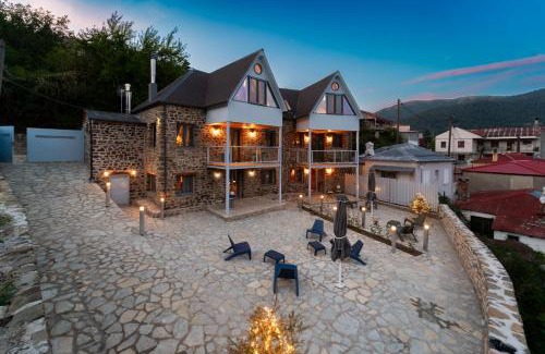 Karpenisi Chalet De Esquí | Dandy Villas Karpenisi Complex - Lux Chalets - Inflatable Pool-Hot Tub