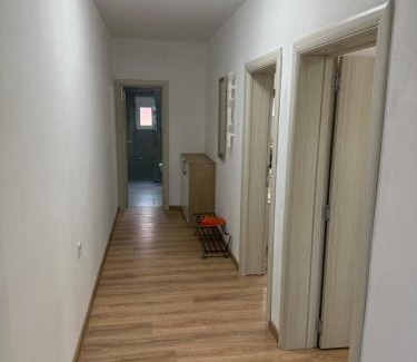 Mahala Apartamento | Dane Apartment Airport Podgorica