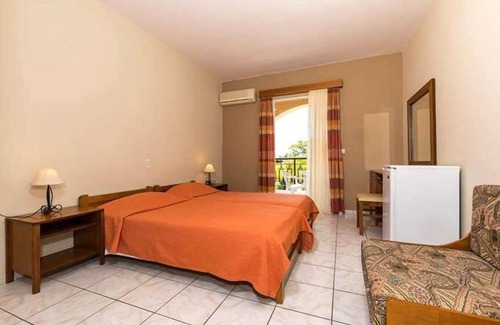 Kalamaki Hotel | Daniel Hotel