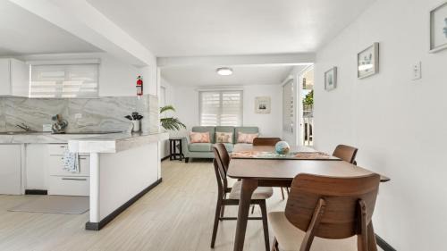 Rincon Apartamento | Danielas Beachfront Apartment