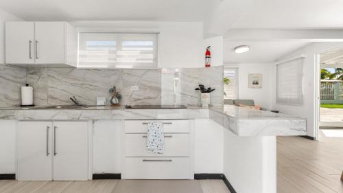 Rincon Apartamento | Danielas Beachfront Apartment