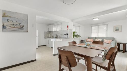 Rincon Apartamento | Danielas Beachfront Apartment