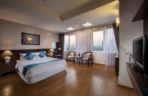Cong Vi Hotel | Danly Hotel