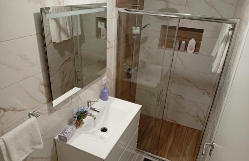 Curral das Freiras Apartamento | Danny's Rural Suite T1