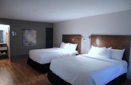 Beresford Hotel | Dannys Suites, SureStay Collection by Best Western