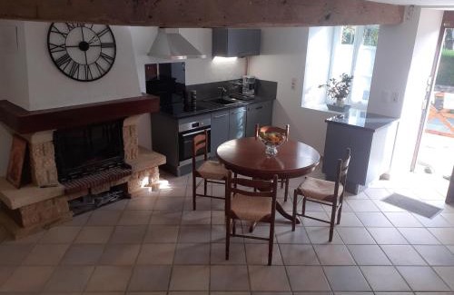 Azerables Casa | DANS LA MAISON D'A COTE