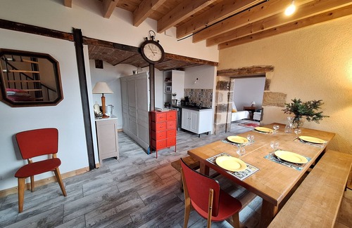 Bourbon-l'Archambault Casa | Dans le Parc d' une Villa Belle Epoque Appartement Atypique Avec sa Serre!