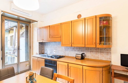 San Salvario Apartamento | Dante Subway Apartment