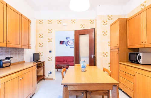 San Salvario Apartamento | Dante Subway Apartment