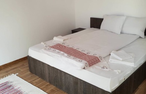 Sichevita Casa | Danube Village Resort