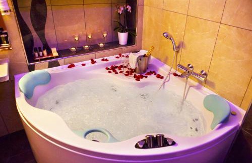 Old Town Hotel | Danubia Gate Hotel