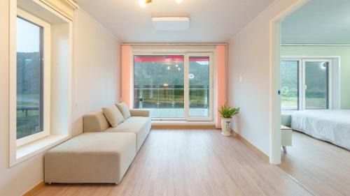 Danyang Casa | Danyang greennarae dokche poolvilla Pens