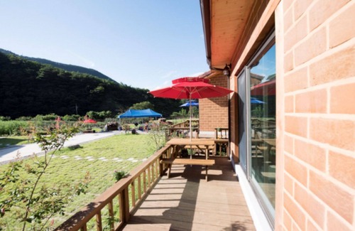 Danyang Casa | Danyang Sosunam Hwangto Mauel Pension