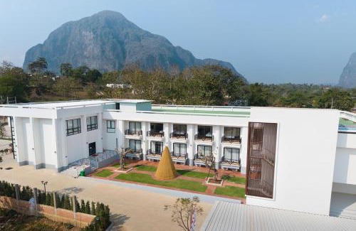 Vientiane Hotel | Daoneua Riverside Resort
