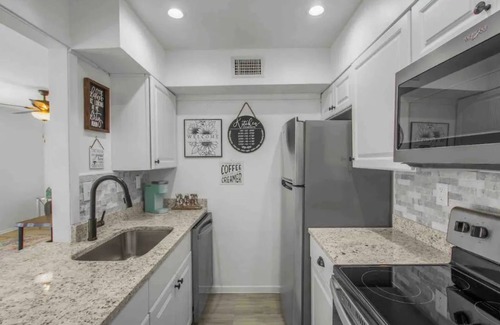 Daphne Condominio | Daphne Condo By the Bay