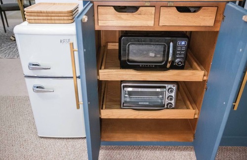 Kalamazoo Apartamento | Dapper Deco Private Basement