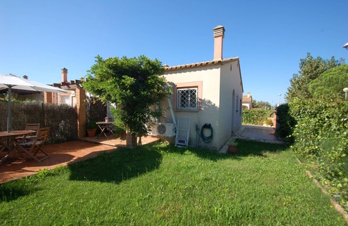 Mas Pinell Chalet De Esquí | Daró 2D 135 - Aire, Piscina, Sat TV